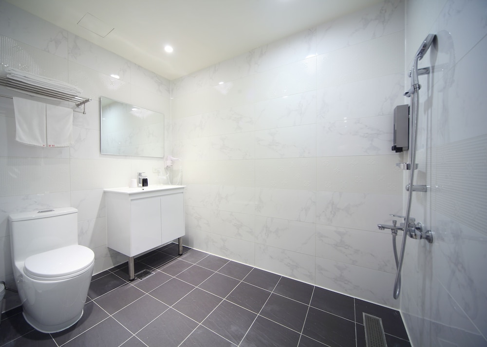 E-House — photo 36