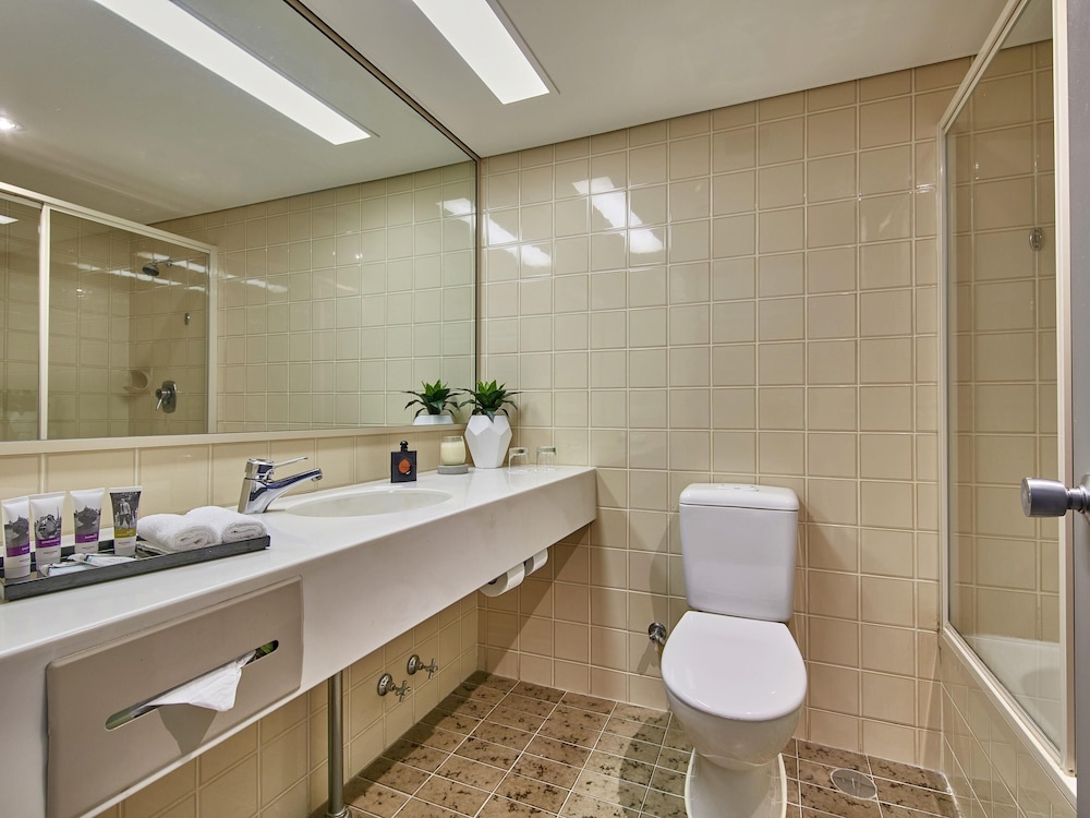 Privilege, Suite, 1 Double Bed - Photo 6