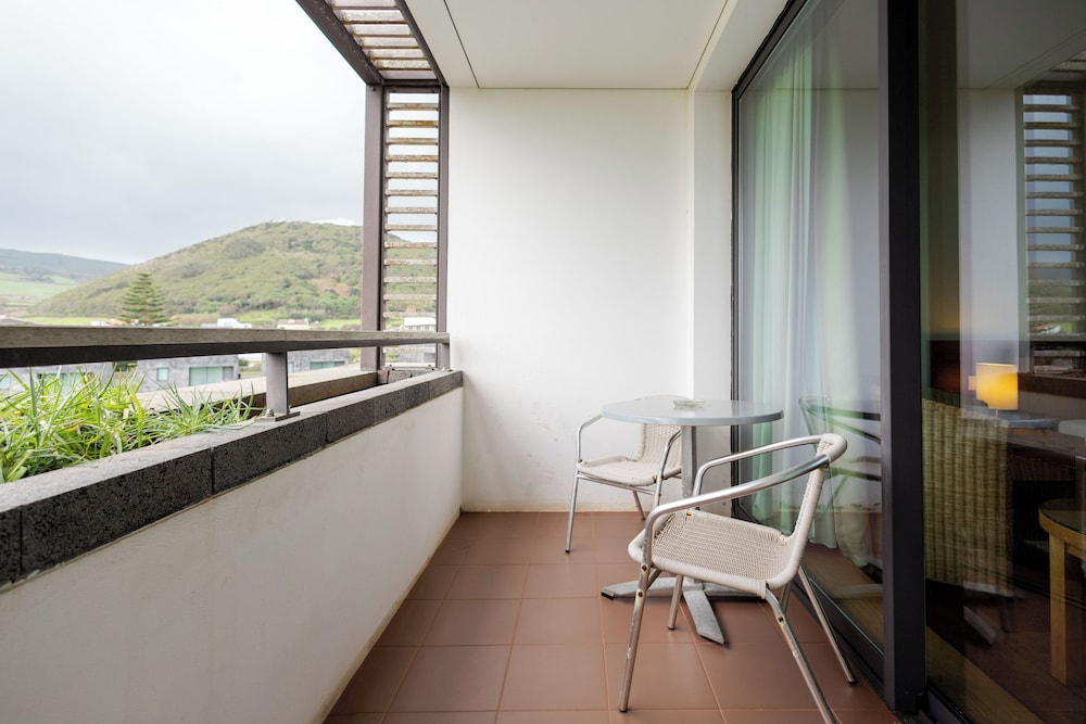 Superior Double or Twin Room, Sea View - Photo 4