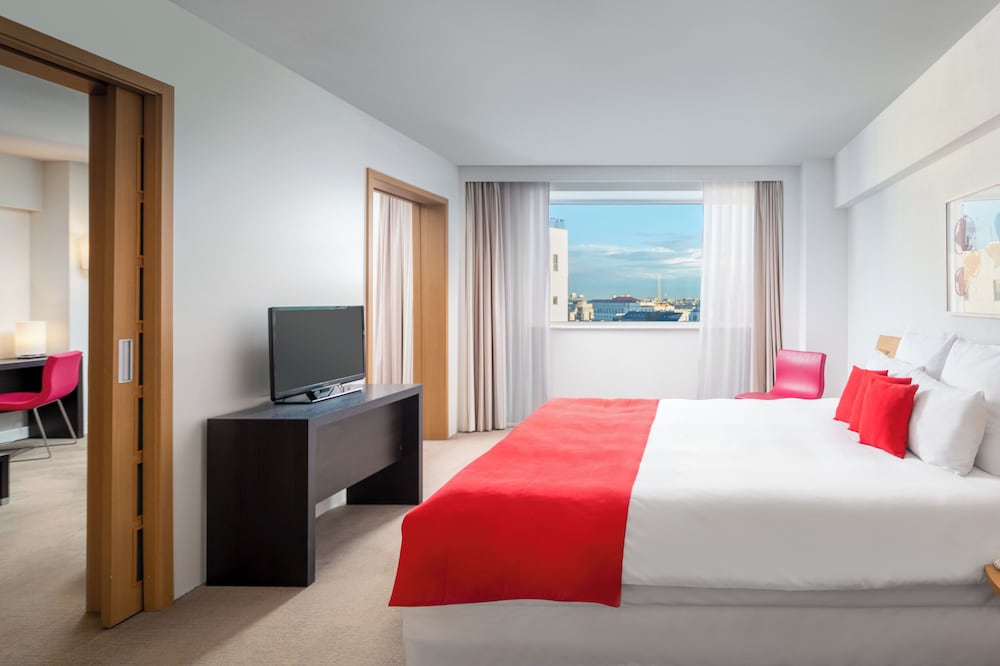 Superior Suite, 1 Double Bed (Extendable Sofa) photo 2