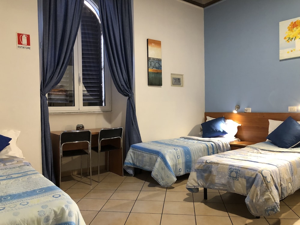 Comfort Shared Dormitory, Women only photo 1