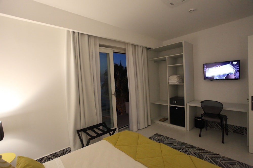 Economy Twin Room, 1 Double Bed photo 1
