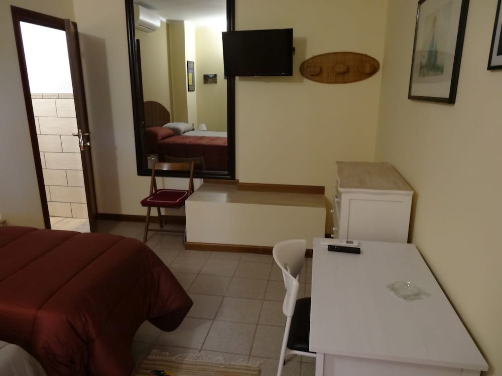 Comfort Double or Twin Room photo 2