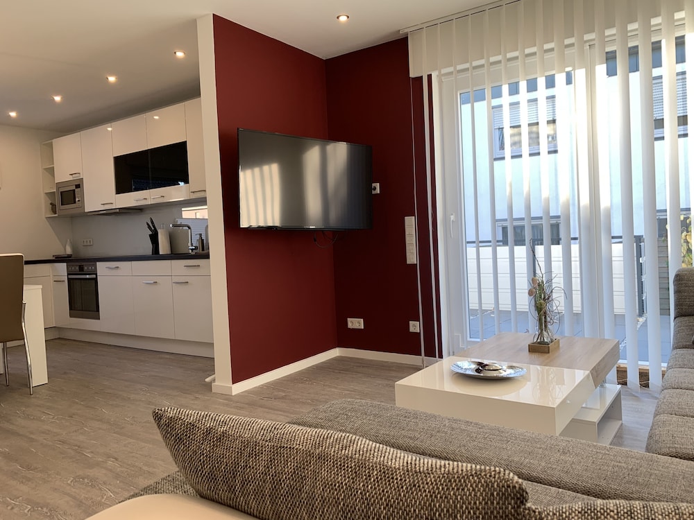 Apartment, Terrace, Ground Floor photo 2