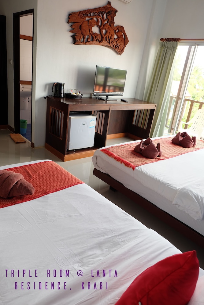 Deluxe Room (Triple) photo 2