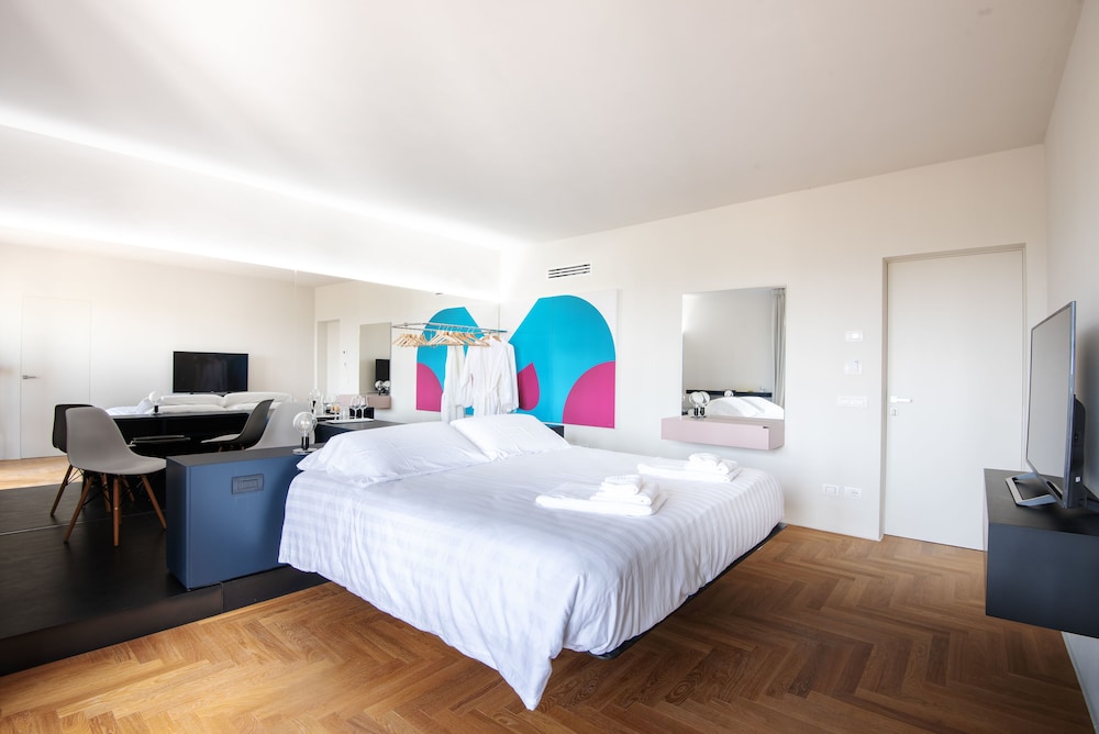 Superior Studio Suite, Sea View photo 1