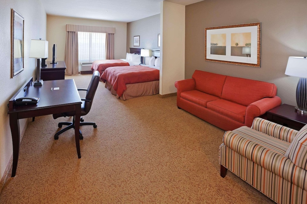 Studio Suite, Multiple Beds, Non Smoking - Photo 2