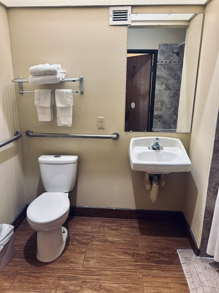 Inn Sécurisé, Blue Springs, Photo 3