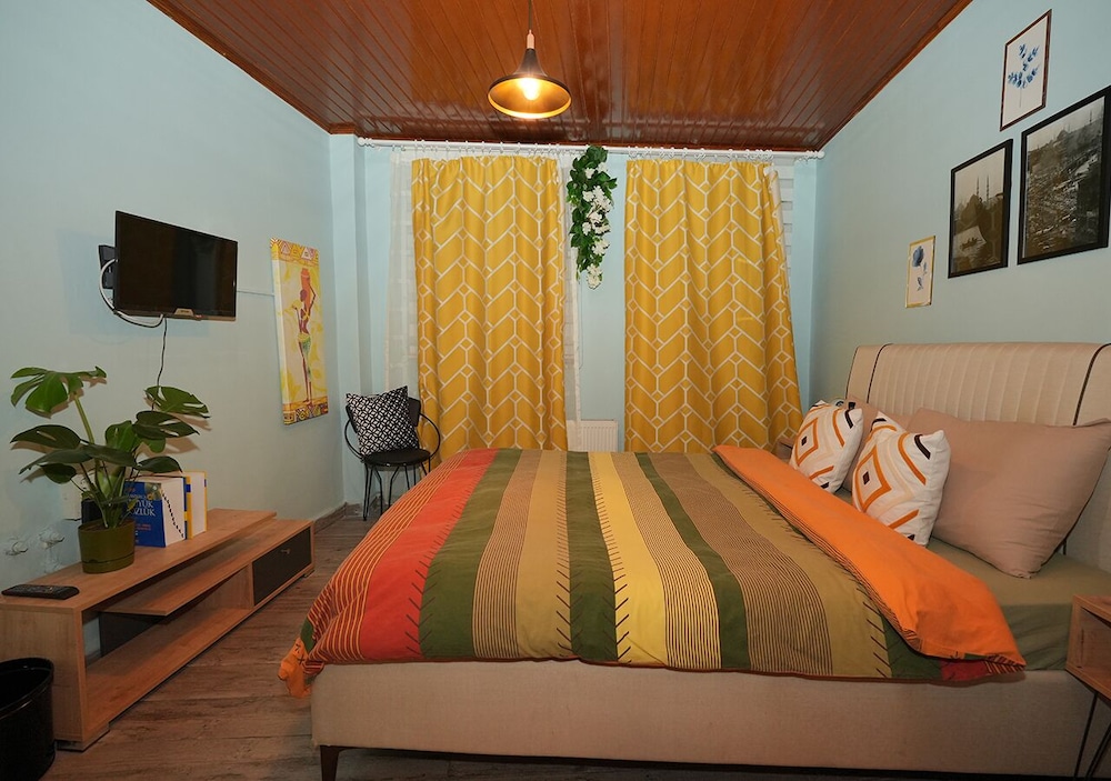 Economy Apartment photo 1