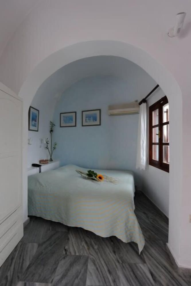 Executive Room - Photo 2