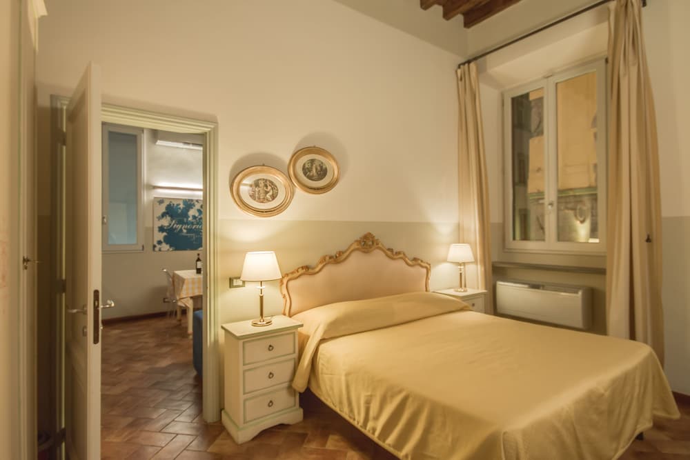 Apartment, 2 Bedrooms (Indaco. Via della condotta 16)