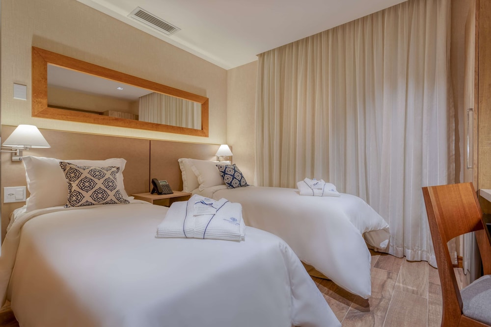 Superior Room, Multiple Beds, Non Smoking photo 1