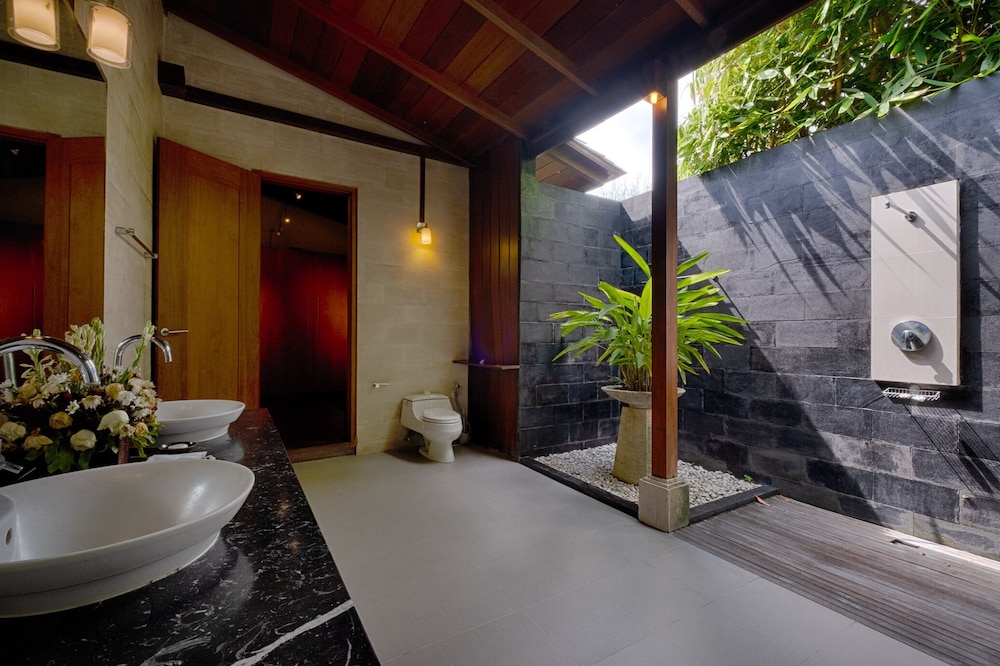 Exclusive Villa, 1 Bedroom, Garden View photo 3