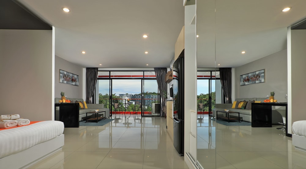 Studio Suite photo 2