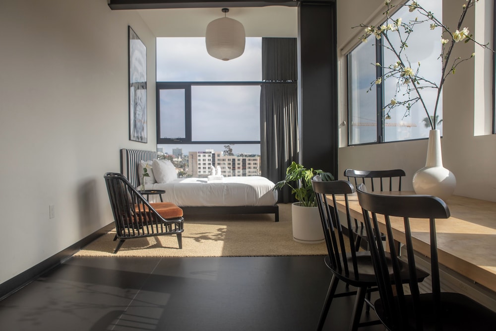 Honeymoon Penthouse, Bay View - Photo 1