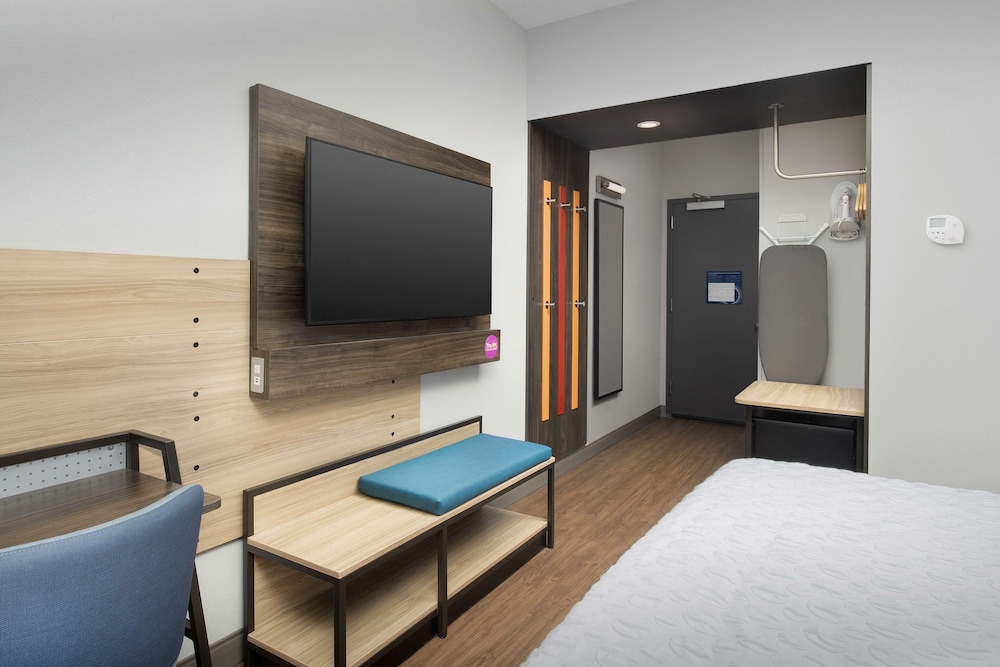 Standard Single Room, 1 King Bed