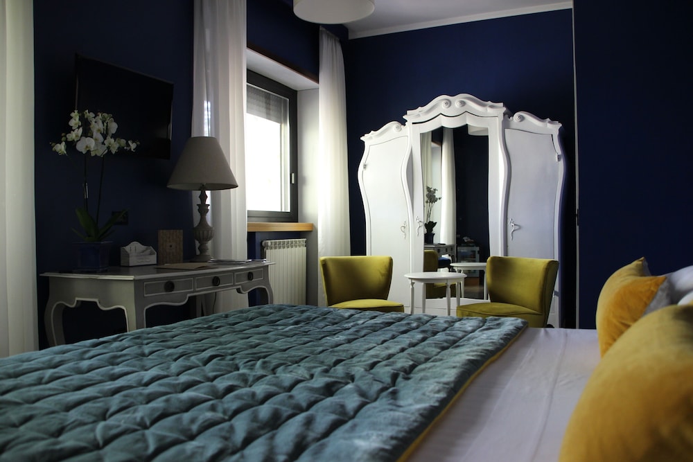 Superior Double or Twin Room photo 3