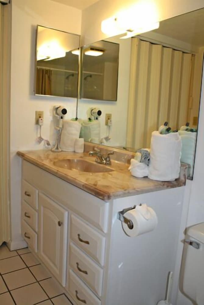 Apartment, 2 Bedrooms (Conch Bay) photo 3