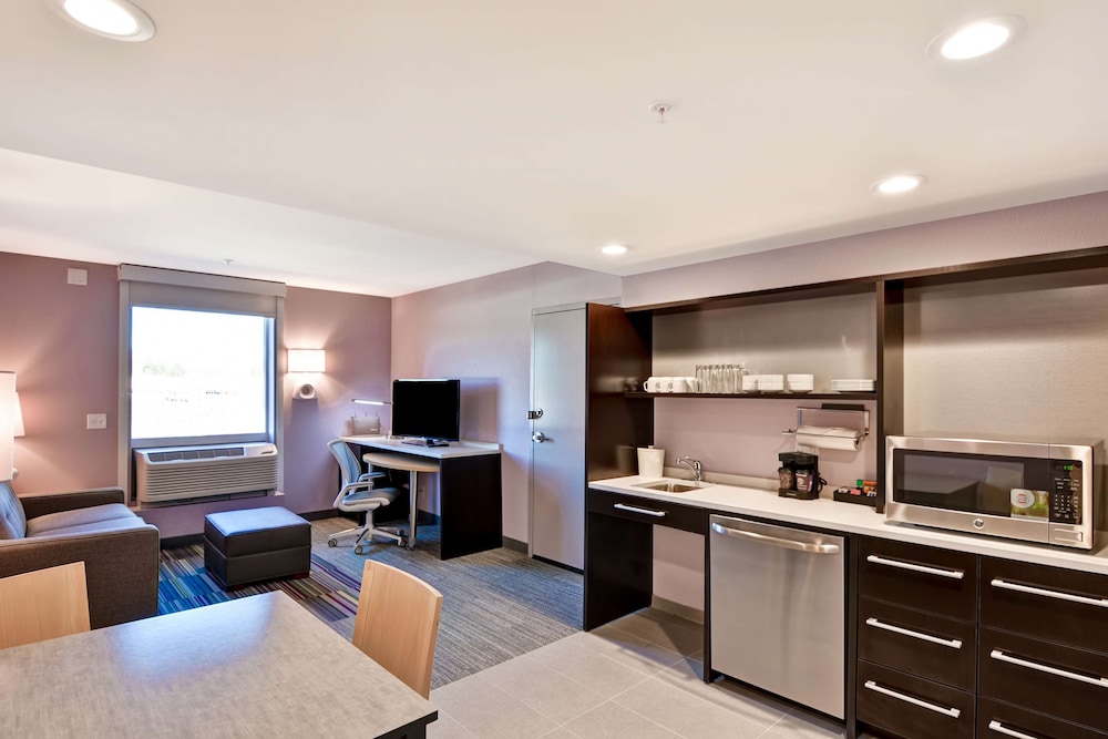 Suite, 1 Bedroom, Non Smoking photo 2