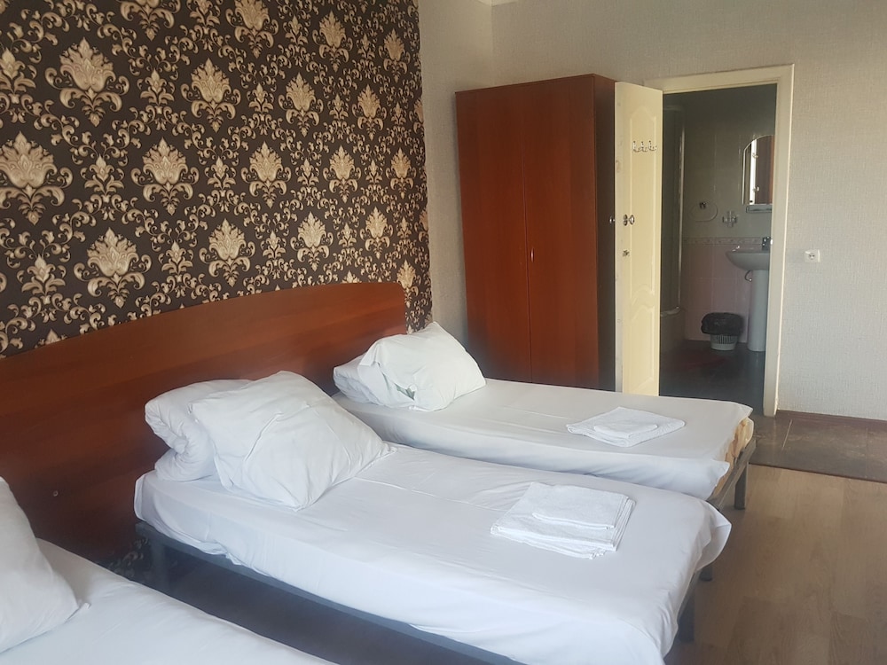Triple Room, Balcony photo 1