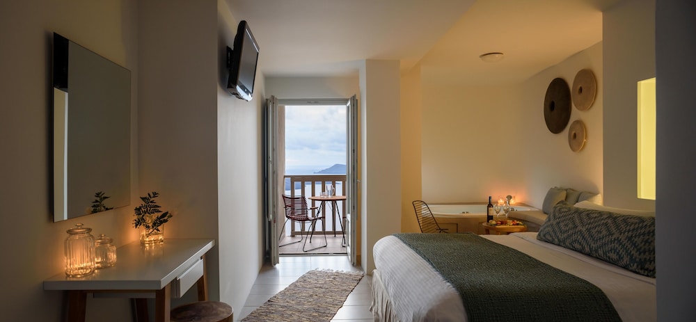 Suite, Jetted Tub, Sea View (Petit) - Photo 21