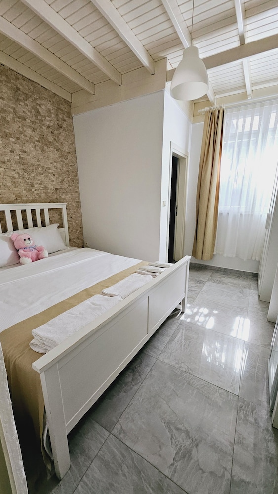Standard Room photo 1