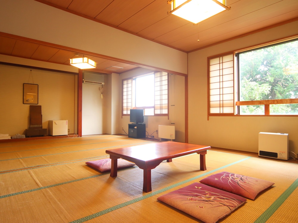 Japanese Style Room, Shared Bathroom (Tatami 16) photo 2