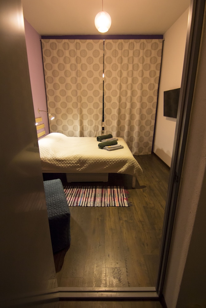 Economy Triple Room, Shared Bathroom photo 2