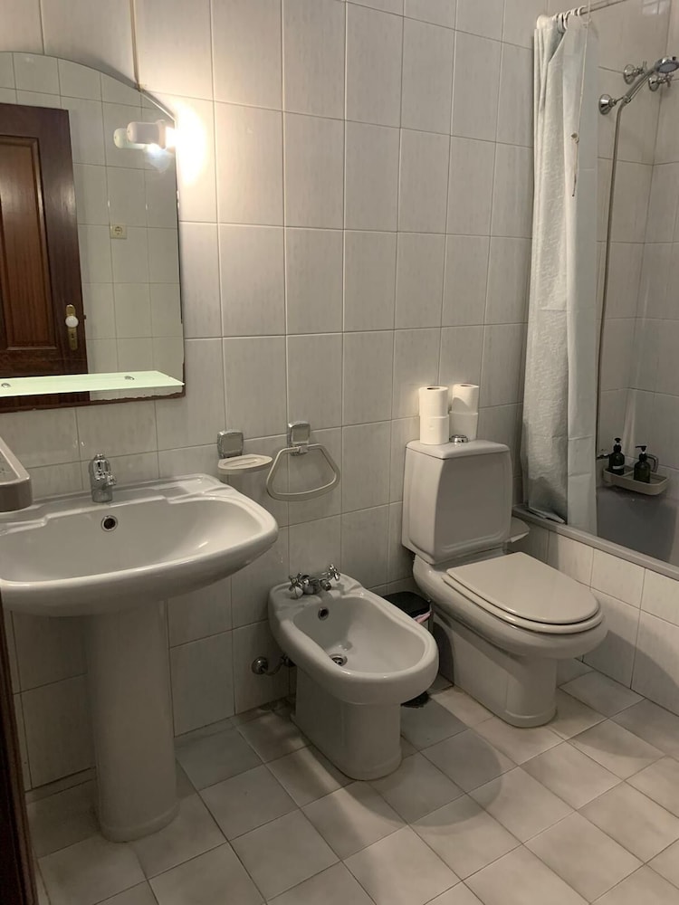 Basic Twin Room (SUITE 12) photo 2