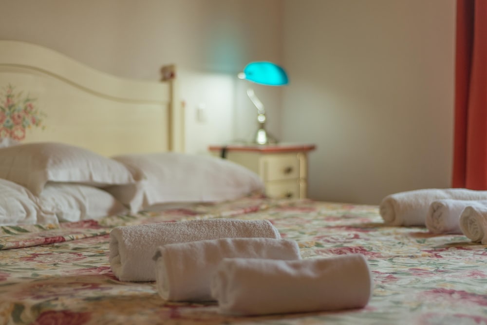 Luxury Apartment (Spor)