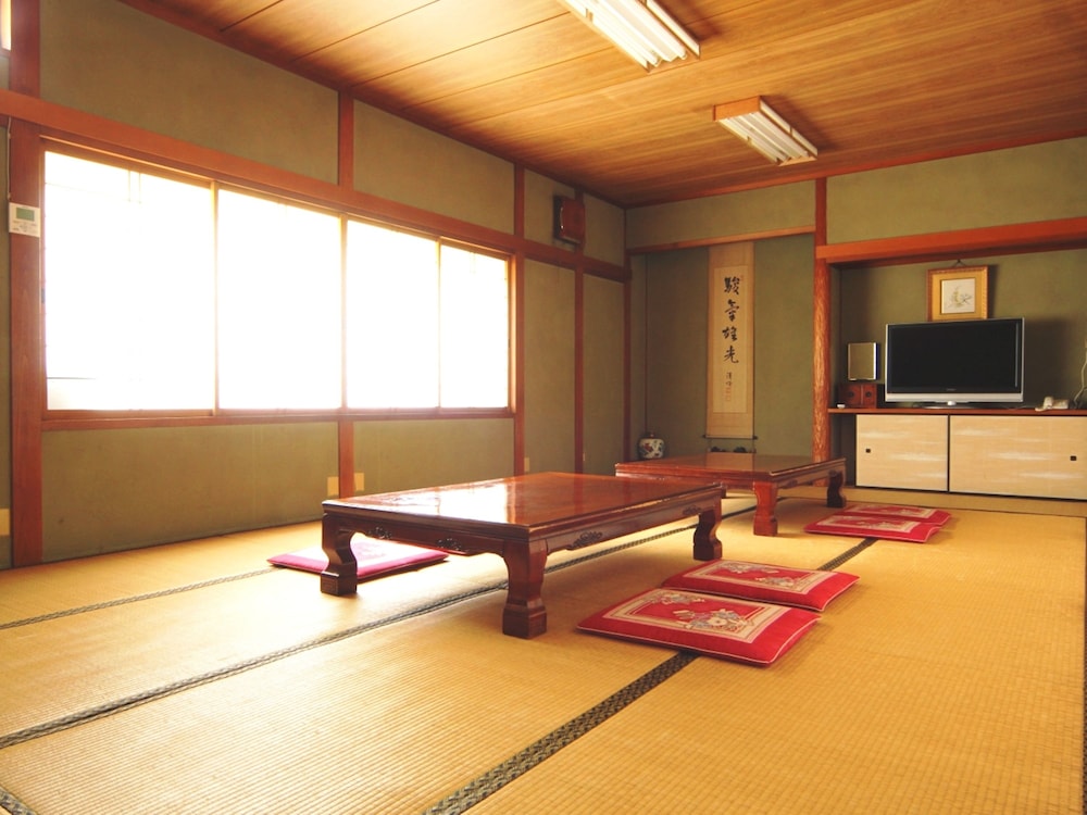 Japanese-Style Room For 7 Guests photo 1