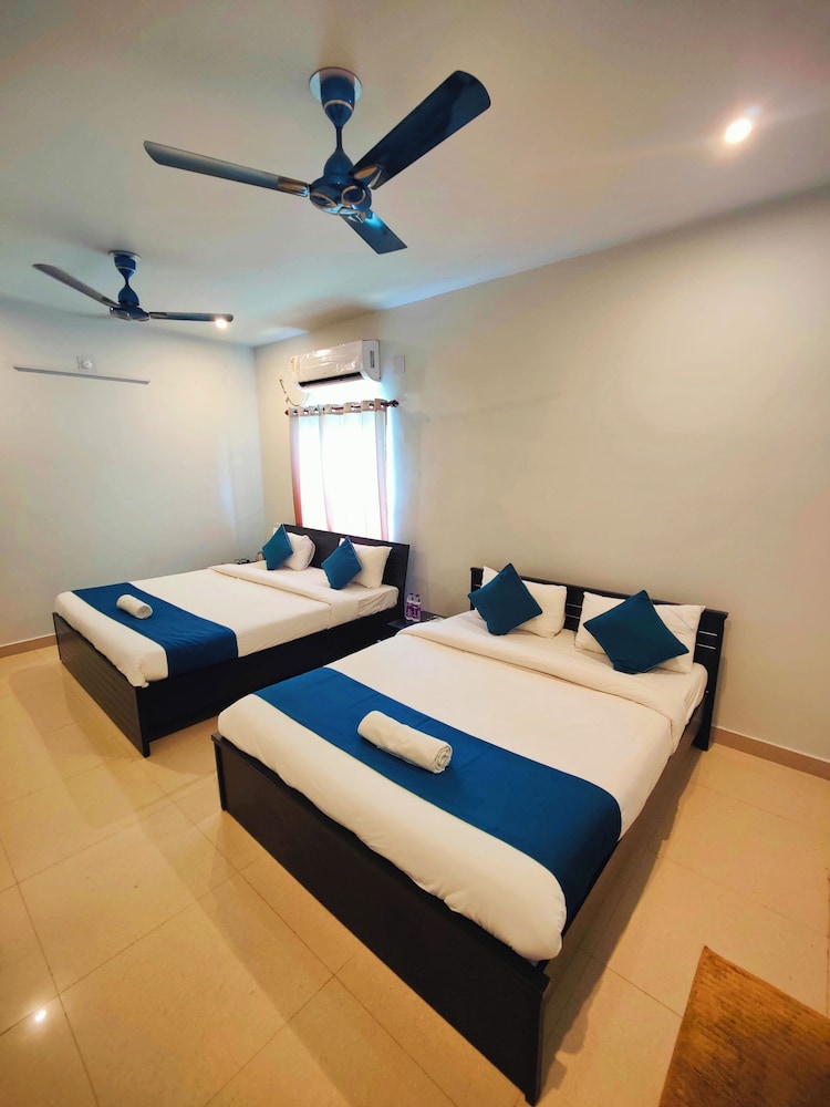 Family Quadruple Room photo 1