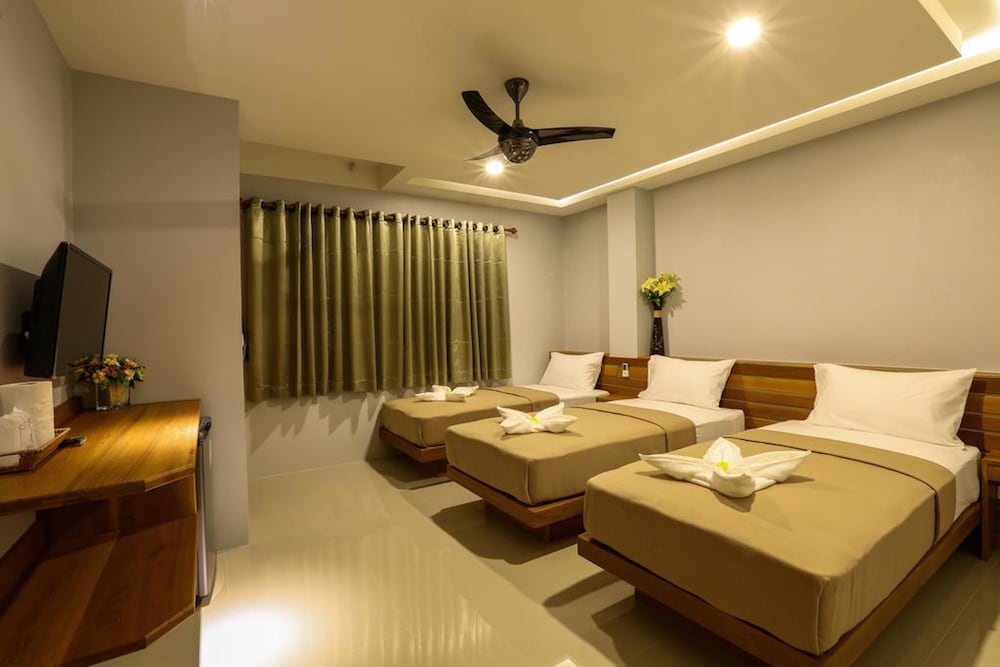 Triple Room with Fan photo 2