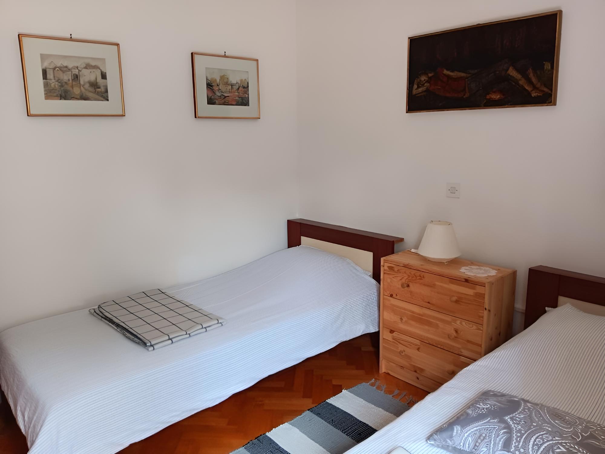 House (Olive - 150 m from sea - H(4))