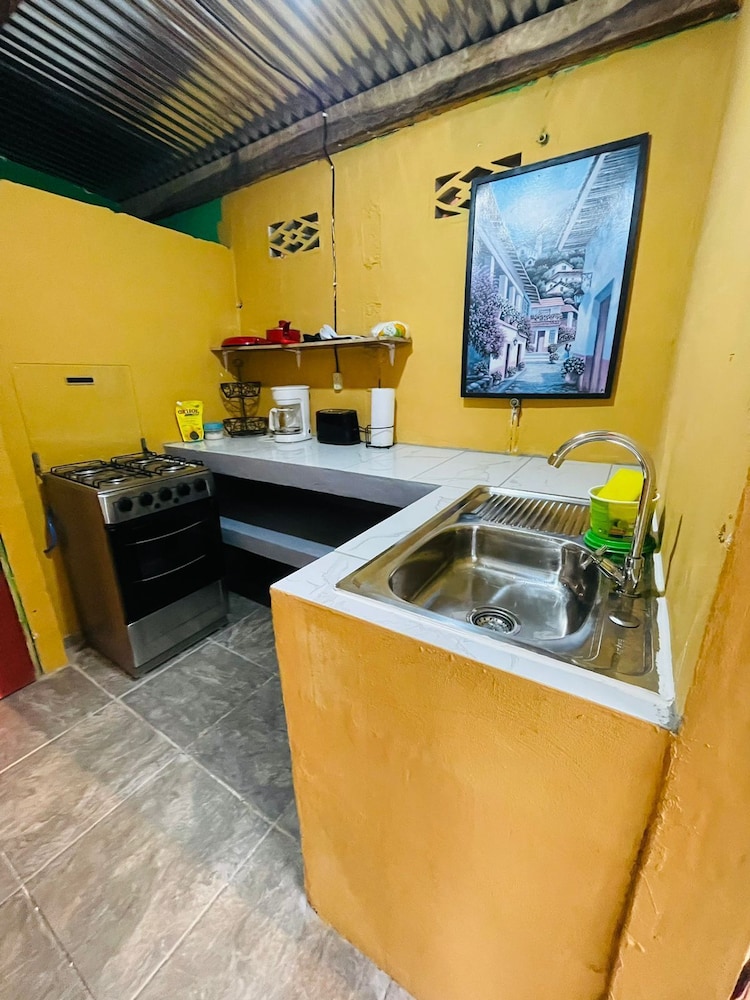 Basic Cabin, 1 Queen Bed, Microwave, Courtyard View photo 2