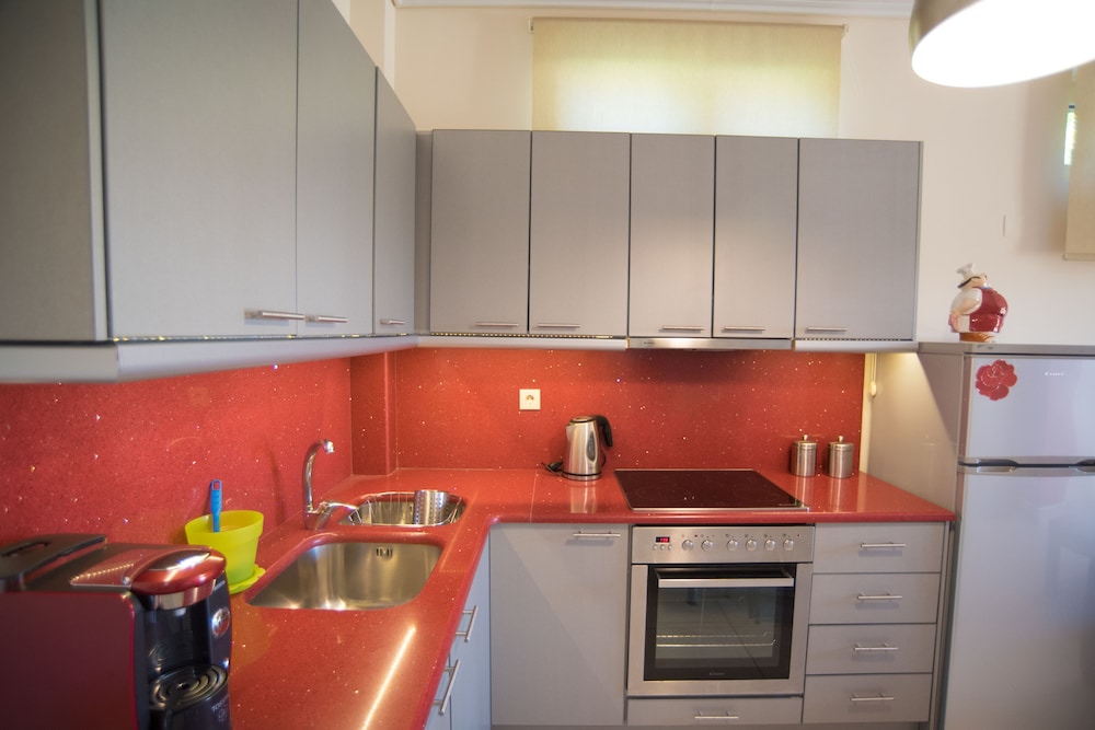 Deluxe Apartment, 1 Bedroom, Garden View photo 2