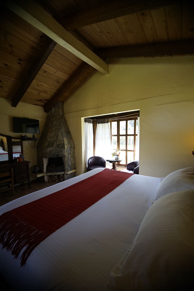 Standard Cabin, 1 King Bed (Capulin) photo 3