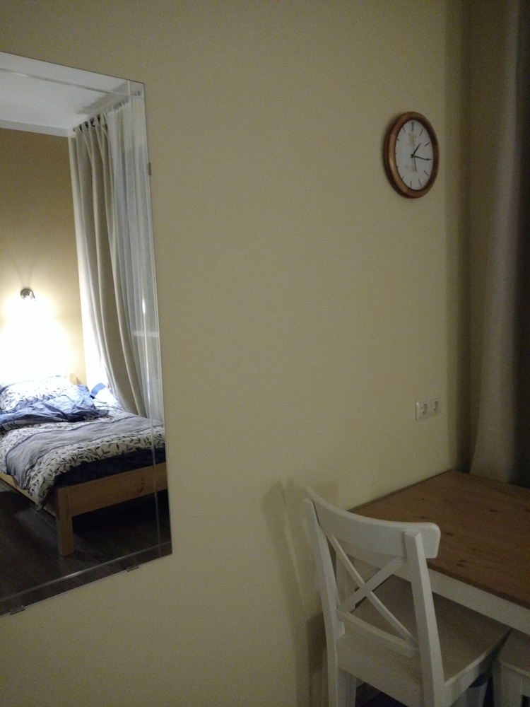 Basic Twin Room photo 2