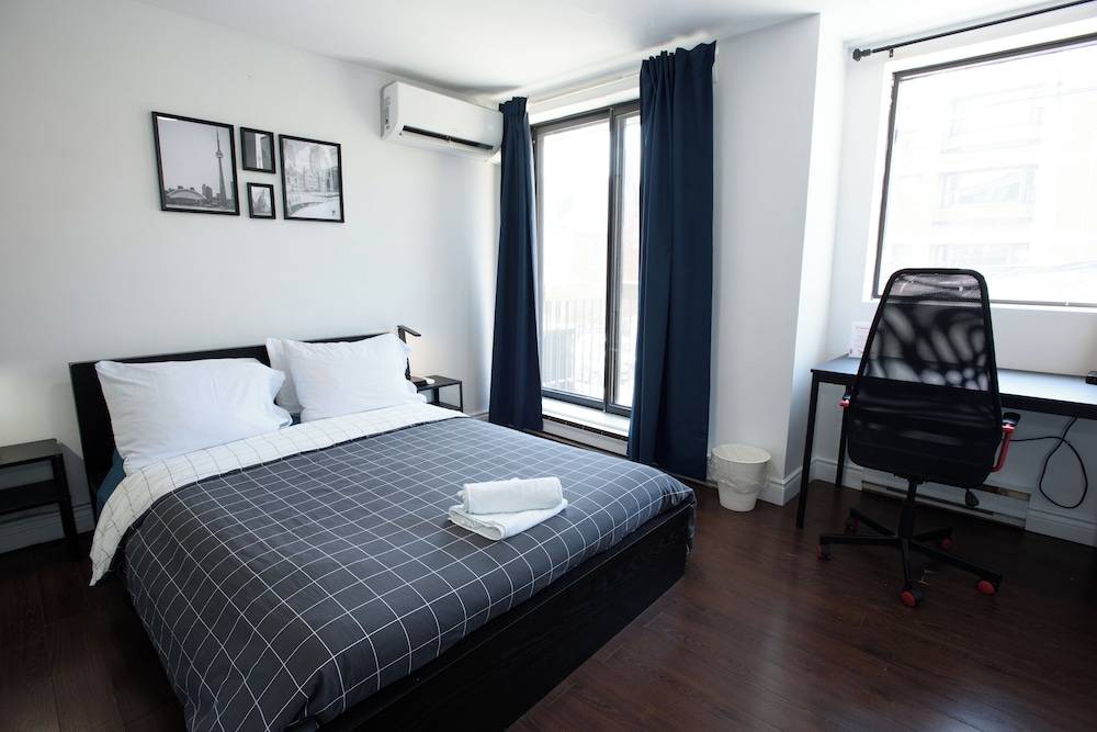 Queen Room with Private Balcony