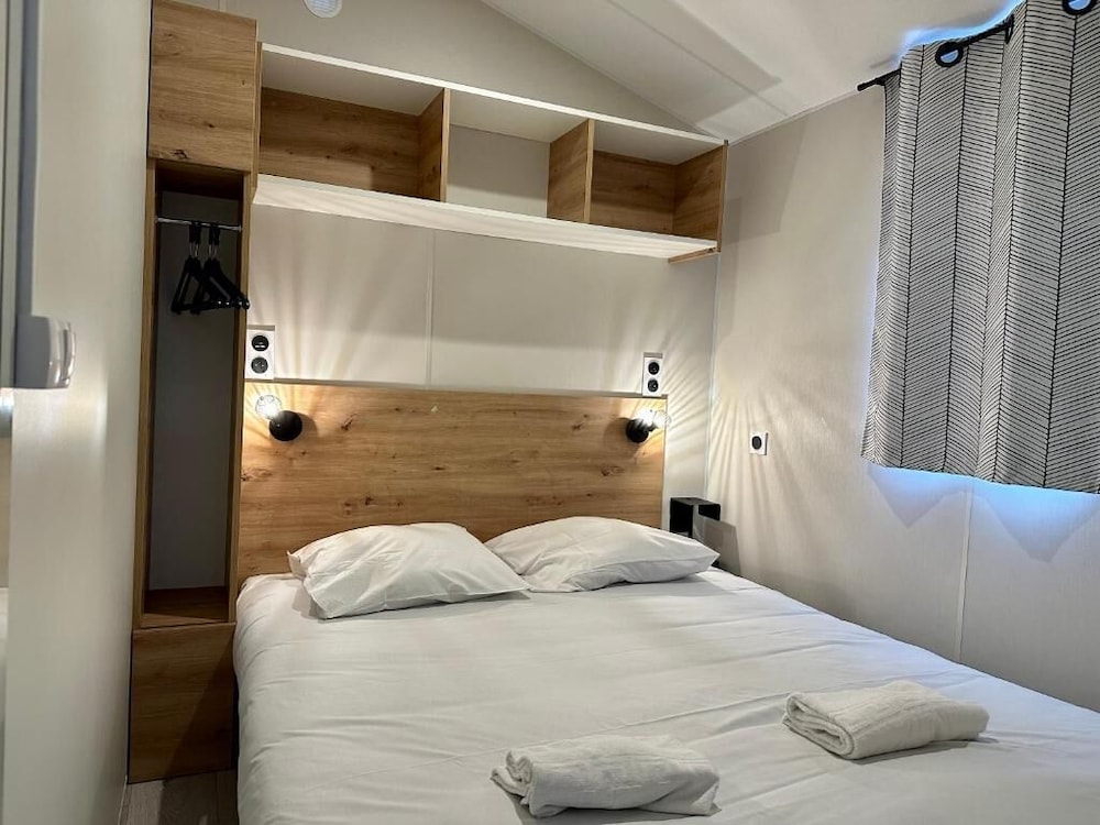 Deluxe Bungalow