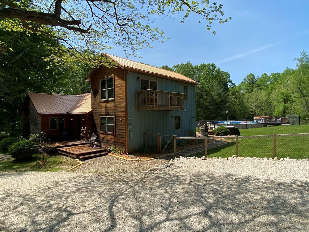 Private Retreat w Pool Hot Tub and Dining Hall, Foto 12
