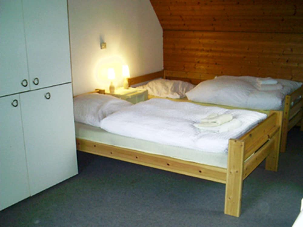 Triple Room, Shared Bathroom photo 1