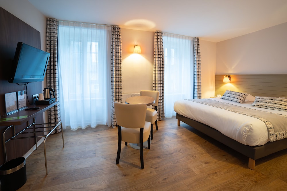 Superior Room - Photo 10