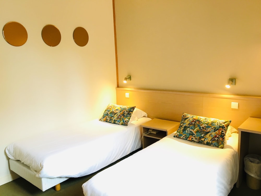 Comfort Twin Room, 2 Twin Beds photo 2