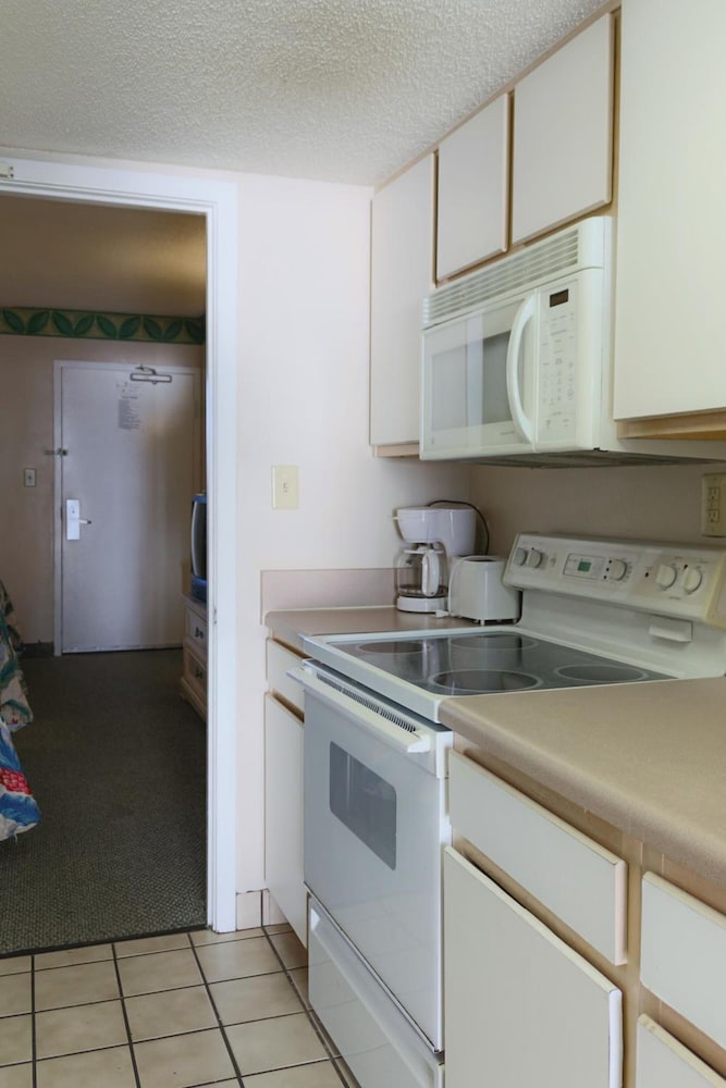 Executive Suite, 1 Bedroom, Oceanfront photo 2