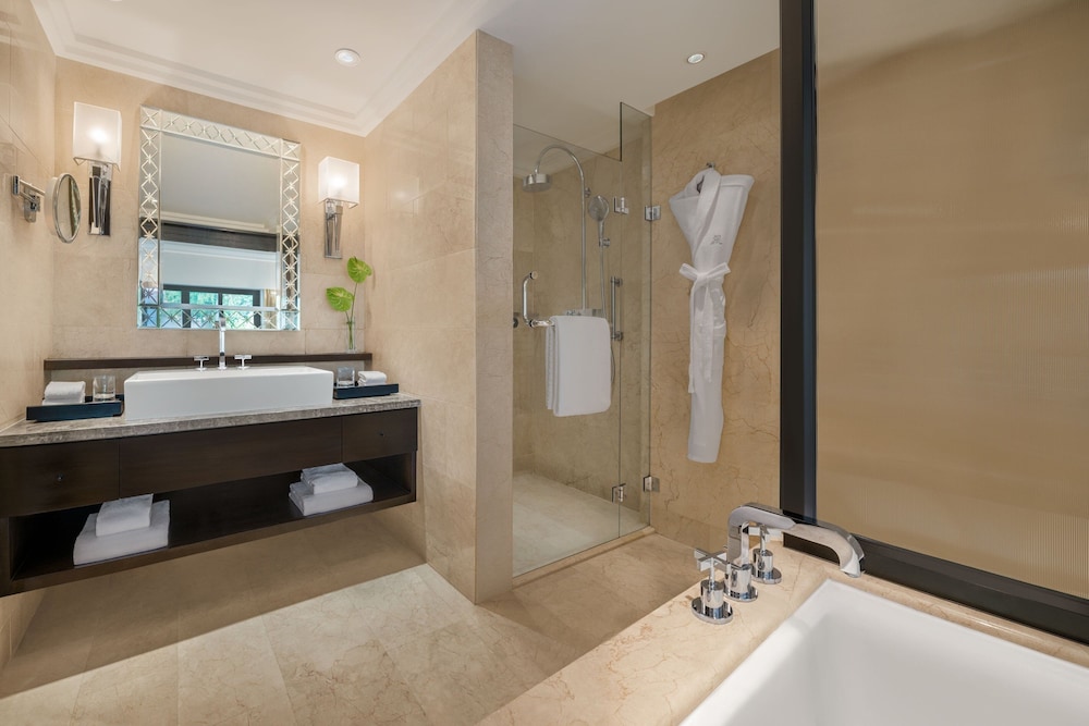 Suite, 1 Bedroom, Lagoon View - Photo 2