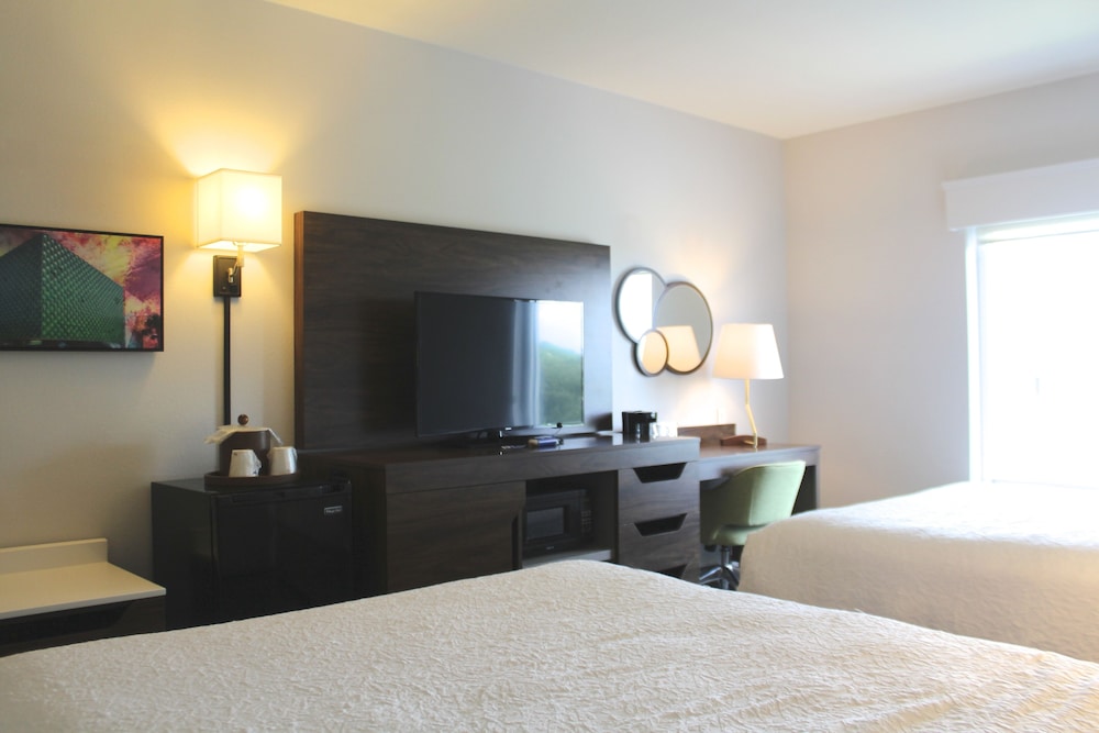 Room, Accessible, Non Smoking - Photo 4