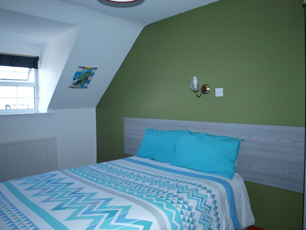Hostel Double - Ensuite photo 1