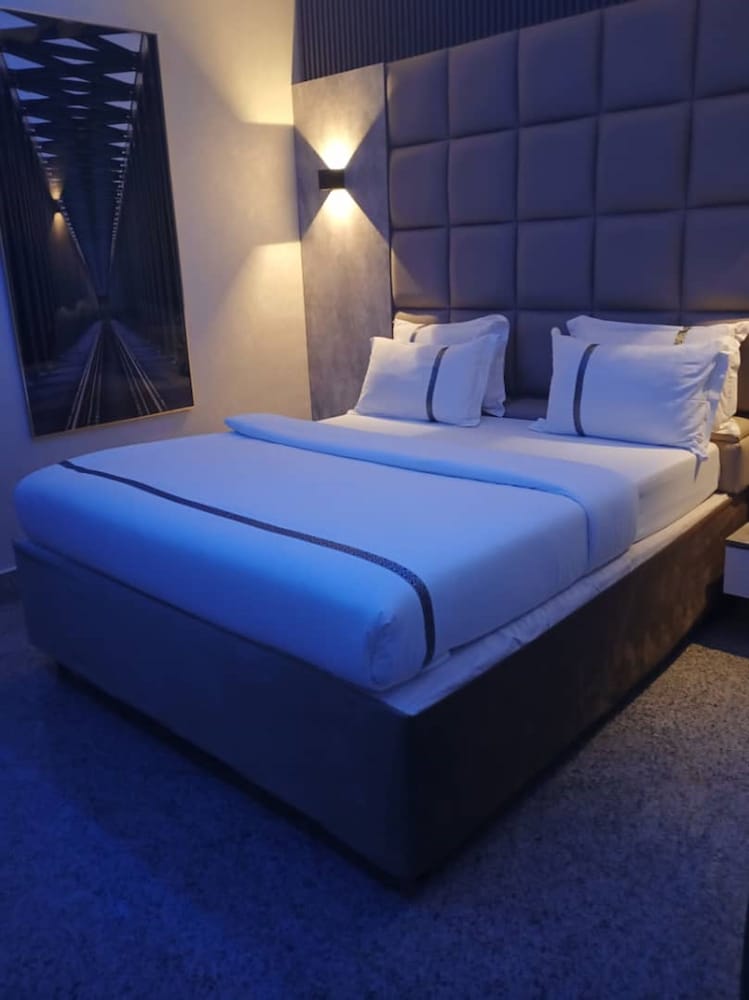 Luxury Suite, Non Smoking photo 1