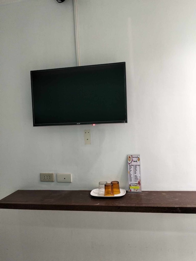 Standard Triple Room photo 2